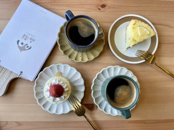 【台灣，桃園市，中壢區】莒光公園旁的森林系咖啡館/甜點店~森凝 MORI 甜點輕食。(中壢咖啡館/中壢甜點店）