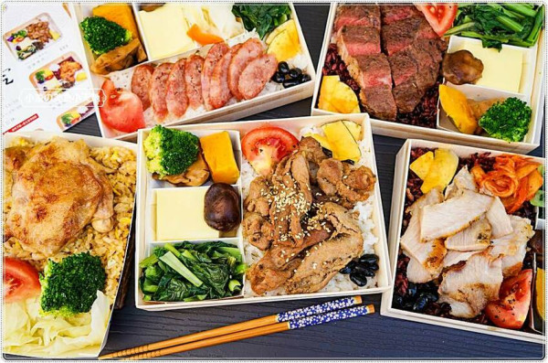 台中便當║小資上班族最愛平價便當，少油少鹽清爽不油膩，精選10主菜、還有客製會議便當，每天吃都不覺得膩！