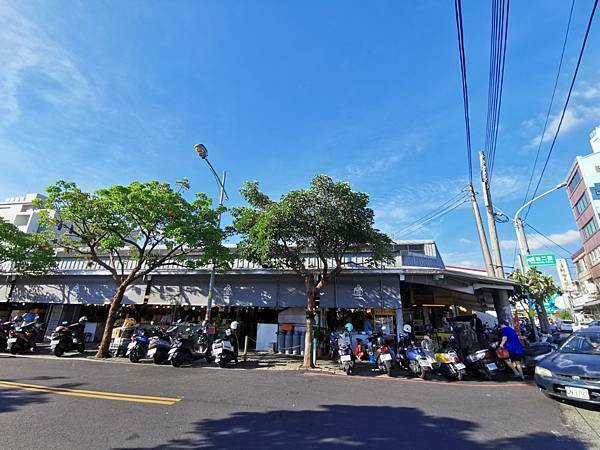 (雲林/斗六)恬甜紅豆餅，藏身在莊敬市場內，超級爆料，瘋狂大推 - COCO享天下(隆爸妤媽愛白白)