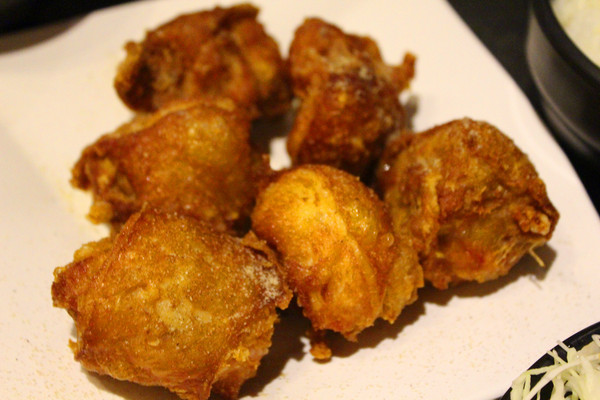 [台南]超人氣排隊炸雞 橋北屋