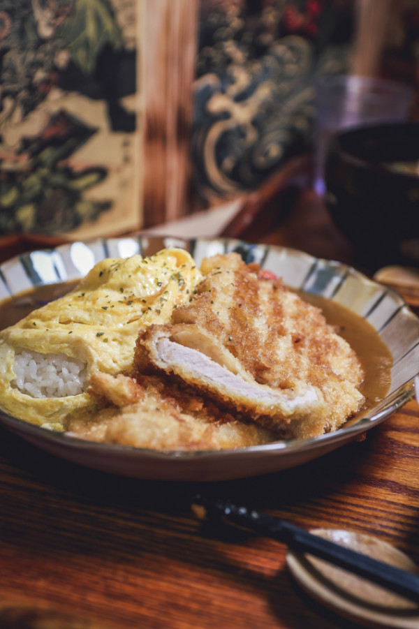 北海道小樽-禾荳家カレー屋 台中南區日式咖哩店 日式咖哩飯 湯咖哩 日式丼飯 高CP值日式料理