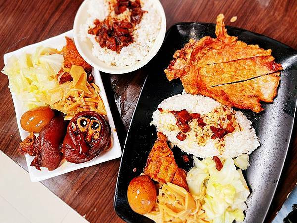 ||吃。台北|| 壹圓鼎 永和豬腳飯、排骨飯都不錯