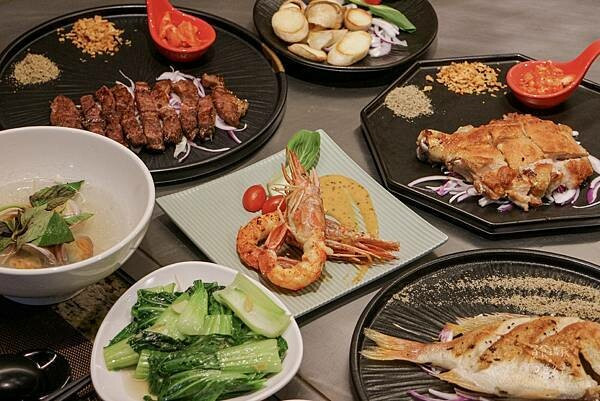 【台中美食】每天新鮮進貨海魚。菜色豐富、好吃又超值鐵板燒｜八蒔鐵板燒
