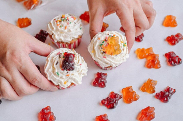 果汁含量40%德國甜心熊軟糖，還可以變身果凍、餅乾、蛋糕、冰球！