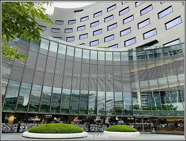 捷運劍南路站 ‧ 雅室牛排大直旗艦店