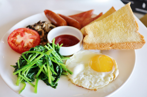 【巷弄X臺南】永康區 地球咖啡(小北旗艦店)-麵包烘焙．不限時咖啡廳