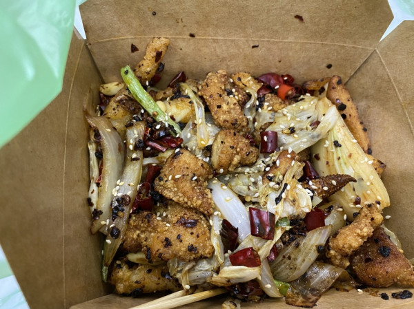 【台南 宵夜】喵嫂鹹酥雞，麻辣香鍋鹹酥雞太香忍不住逼問路人哪買的？爆好吃炒鹹酥雞內行人推薦