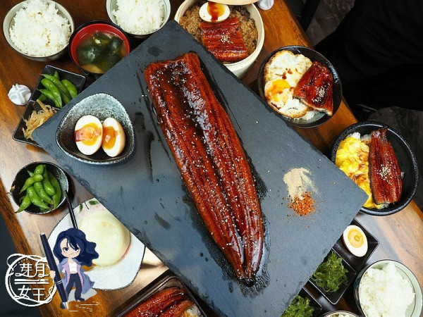 百貨公司裡也有好吃的鰻魚飯，一斤重的巨無霸鰻魚王超震撼，有人來吃過嗎