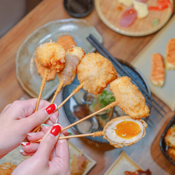 牛肉起司、干貝串炸必點，從冷盤、主食、到串燒和生魚片，晚餐宵夜都超適合的日式居酒屋 | 【新北 板橋區】壹玖酒六 • 日式料理