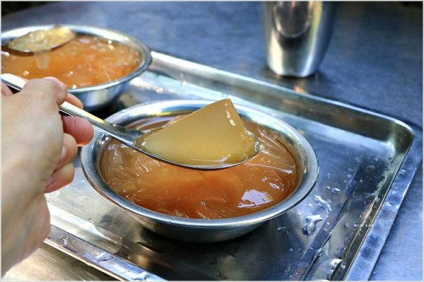 【高雄‧大社】吃天下純天然愛玉‧真材實料，黑糖免費加，爬完觀音山必吃愛玉冰