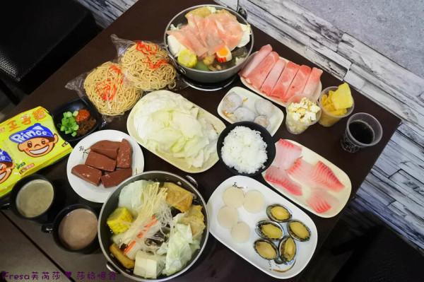台南火鍋【御皇鮮品火鍋】平價個人小火鍋＄１４０起.鮑魚干貝鍋！火鍋用料超豐盛！的白飯肉臊飲品冰淇淋薯