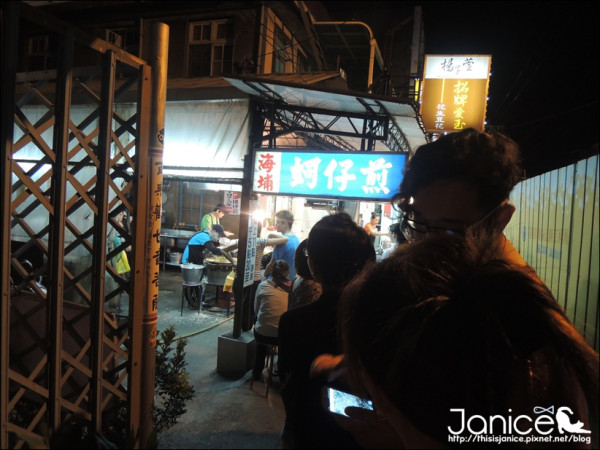 食記° 花蓮 -【 海埔蚵仔煎，楊子萱招牌愛玉 】小巷子裡的排隊美食