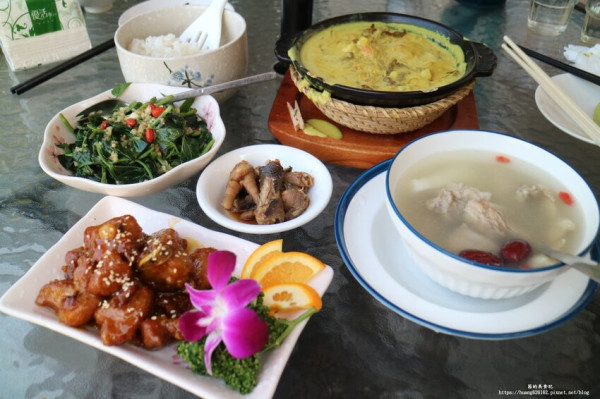 【新北八里區】八里美食推薦『紫藤花藝村』中式創意料理~