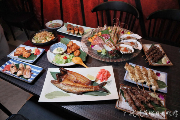 中午就開始營業！新竹平價居酒屋推薦十二路居酒屋，日本直送超大顆干貝和海膽