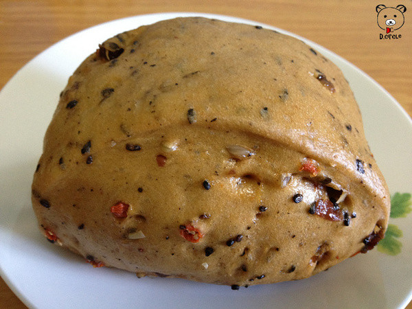 宜蘭●市區-大鼻南包子饅頭專賣店~包子饅頭一律10元呦~!!