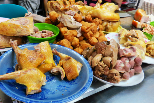 【宜蘭美食】道地傳統小吃老店：北門米粉炒