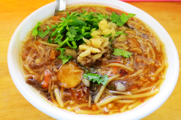 【蘇澳美食】涼意叭噗。廟口米粉羹花生湯