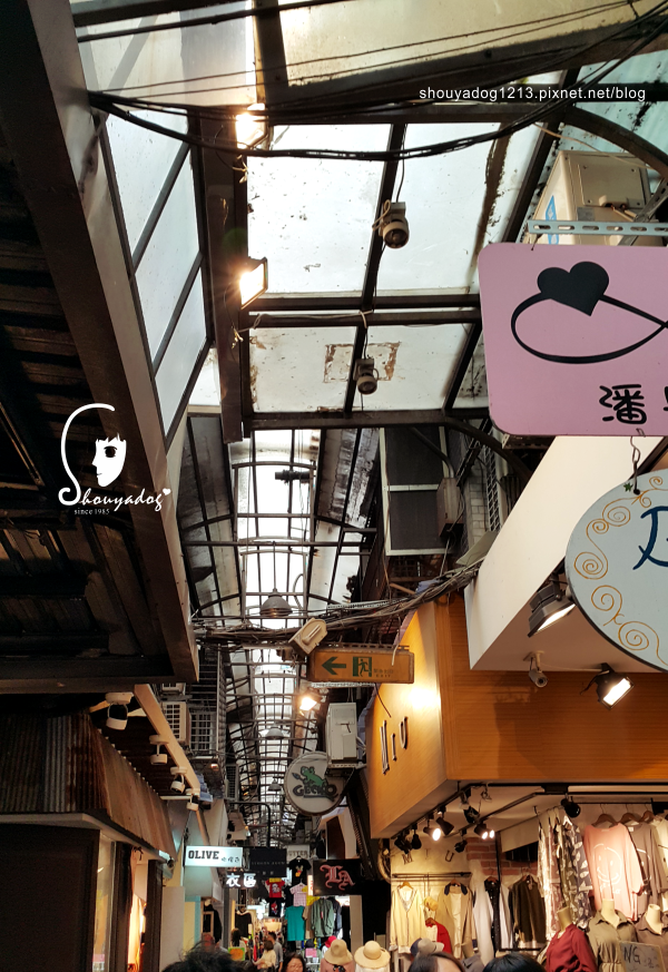 【觀光景點】久違的衣服堆 五分埔        
      