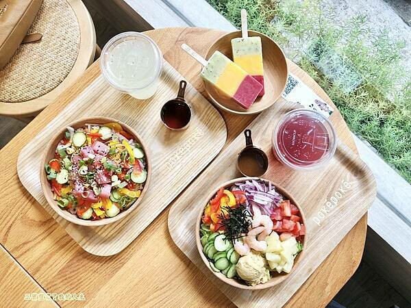 台中輕食【PokéPoké 波奇波奇】夏日限定！波奇繽紛海鮮趴Ｘ手工鮮果冰棒 BINBON! 最道地的夏威夷海鮮輕食 新鮮食材醬料自由配