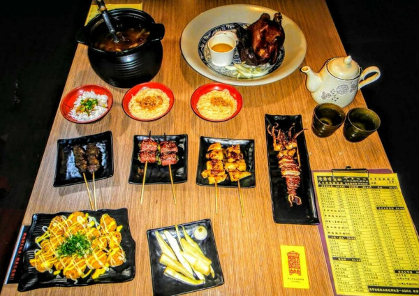 【美食】東區桶仔雞「老爺有隻雞-忠孝復興總店」，台北市東區聚餐推薦、桶仔雞麻油雞串燒炸串推薦 附菜單