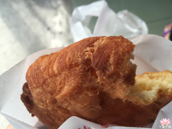 【台灣・高雄・2016】蘇阿嬤雞蛋酥－台式的大象耳朵炸餅