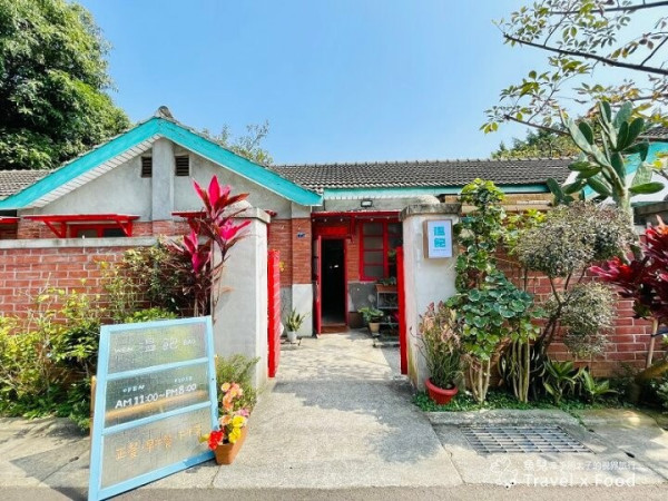 新開幕！咖哩控必收！有溫度又吃的飽～紅框木窗老宅裡的風味料理，WenBao溫飽香料咖哩專門店 @魚兒 x 牽手明太子的「視」界旅行