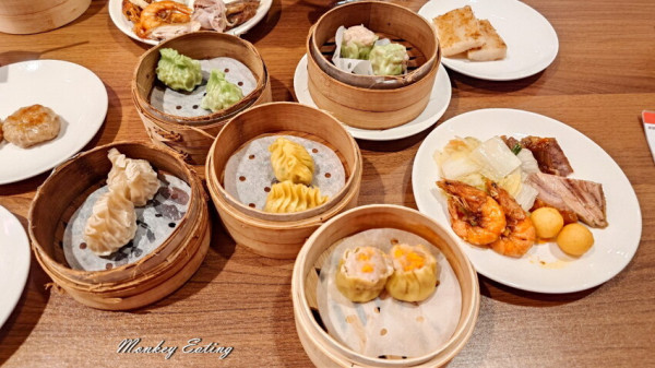 美美心港式飲茶│台中港點吃到飽，招牌片鴨必吃，60道燒賣港點、港式甜品自助吧吃到飽，捷運豐樂公園站 - 貪吃猴的幻想