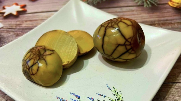 【宅配美食】富含愛意及營養滿溢的【正道藏心蛋】，全國獨家工法製成最好吞嚥的茶香雞蛋【團購美食】健康最佳新選擇！