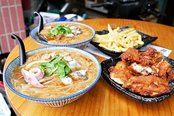 北投美食-龍線家大腸麵線雞排，招牌麵線/海味麵線/香酥雞排，奇岩美食小吃，近奇岩捷運站