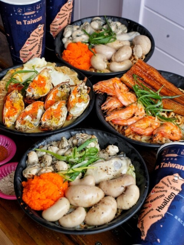 【高雄食記】新開幕試營運，超浮誇鍋燒意麵〔 金三益 〕鳳山插旗旗艦店！加碼新品推出晚上不用睡精力乾拌麵