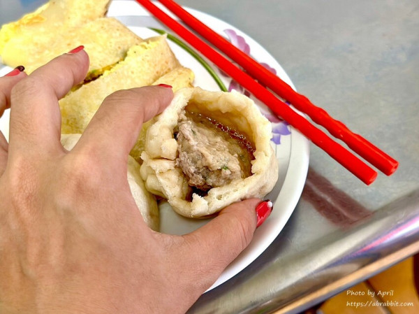 尚癮大湯包-在地人也很愛的人氣手作湯包早餐