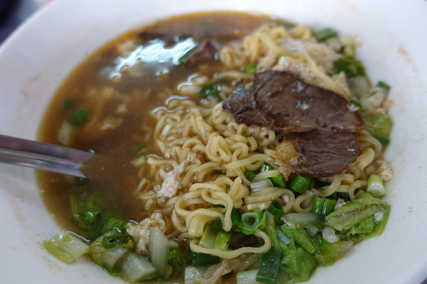 (胖樺食記)高雄市苓雅區排隊小吃「喬品賣炒飯」/高雄85大樓旁/三多商圈/平價美食