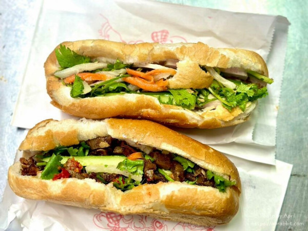 恩恩越南美食-台中太平，只賣3小時的法國麵包的早餐