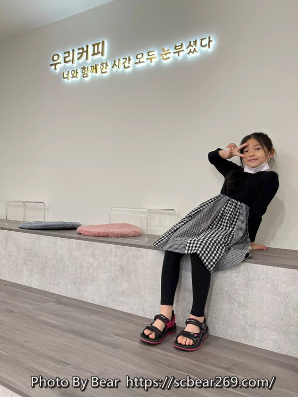 【中壢】「屋栗咖啡Uli Coffee/우리커피．吃的到韓式料理的韓系咖啡館（手作甜點/提拉米蘇/椪糖拿鐵/韓式手