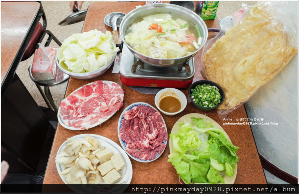 ✿高雄✿ 食尚玩家推薦！超過70年老店的汕頭火鍋 酥脆口感的沙茶完全大推薦阿 ➜ 汕頭天天沙茶火鍋