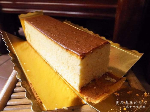 『食記』高雄鹽埕。知名老店-巴堂蜂蜜蛋糕（高雄伴手禮）