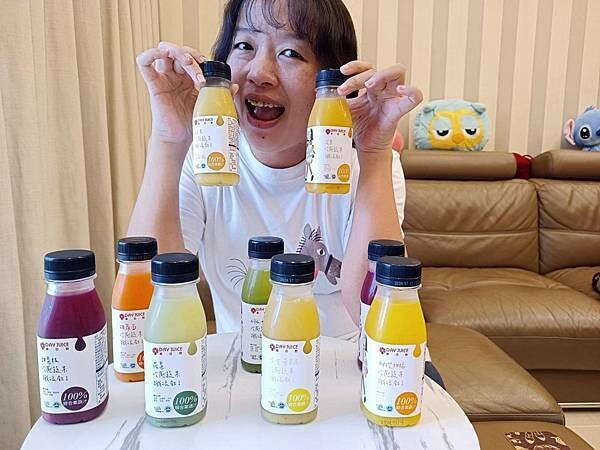 台北市信義區天天五蔬果，你做到了嗎？好喝、實在、又營養的冷壓蔬果汁就是這一家【果日飲】！沒喝過，真的不要先說NO~