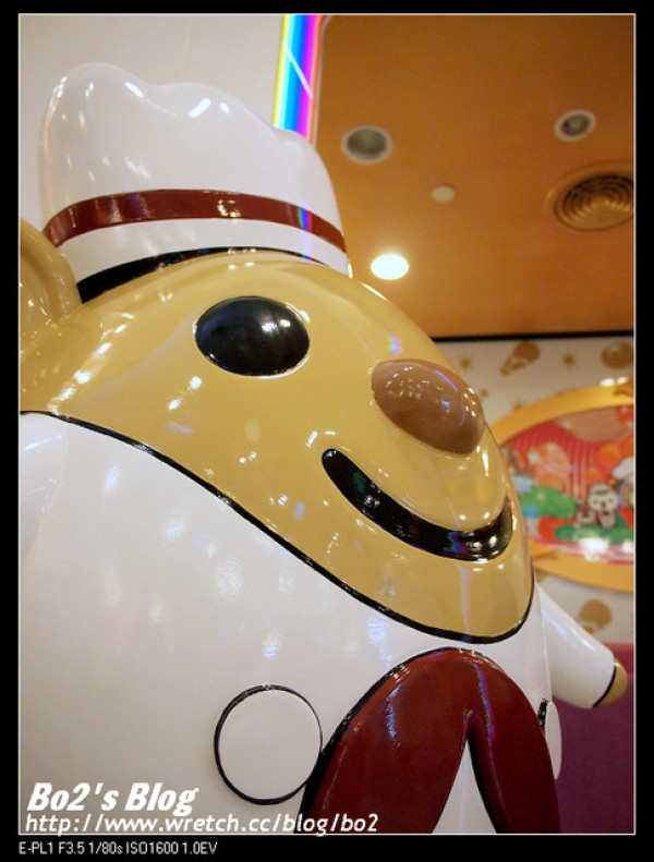 
高雄.前鎮-夢時代OPEN小將魔法主題餐廰-充滿童趣的用餐空間
