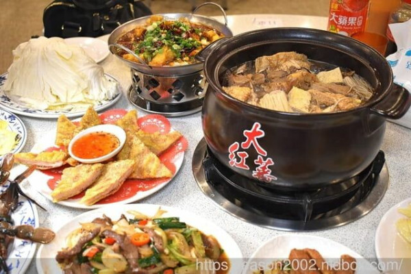 羅東美食推薦｜大紅蕃薑母鴨羊肉爐羅東旗艦店（新菜單）新鮮活體紅蟳薑母鴨＆嚴選熱炒 今年冬天暖呼呼～ -  就是這樣。吃喝玩樂。愛漂亮部落格 - FashionGuide 華人時尚專業評鑑