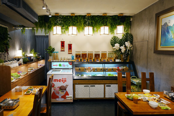 桃園市中壢區288元不收服務費福田永豐時尚鍋物蔬果百匯吃到飽，明治冰淇淋/季節水果/生菜沙拉吧還有冷熱飲無限享用