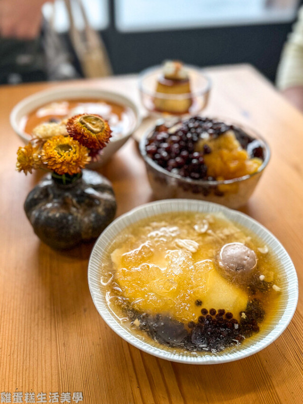 【南投食記】一畝田豆花仙草 - 濁水車站前的文青甜點店，松嶺紅茶凍很有在地特色