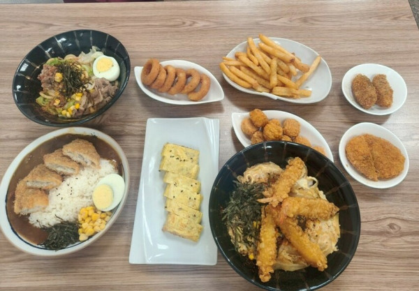 新北三重丼飯美食推薦【新北 丼品香】平價足量的經典日式料理-吃過都說讚的親民美食!!!