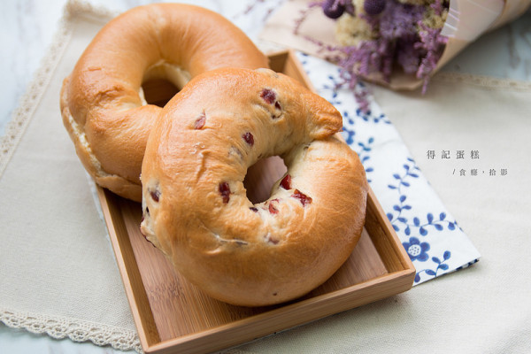 [食癮-西點]得記蛋糕/麵包-今天的早餐是貝果配牛奶？還是桂圓蛋糕配烏龍茶？｜台北市中正區｜捷運公館站