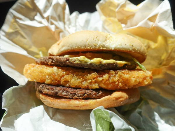 薯餅回來了！麥當勞起司脆薯雙牛堡再度開賣