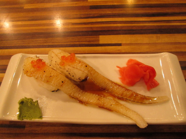 東京屋比目魚鰭邊肉壽司~