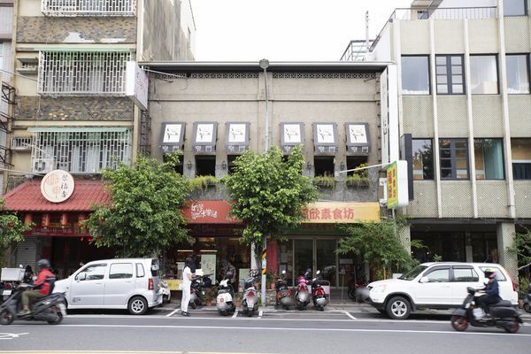 台南窄門咖啡 - 可惡，我真的不胖!