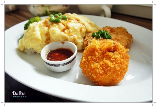 鄉村風格&滑嫩多汁姆蛋包飯好誘人-Daily日式咖哩蛋包飯                      