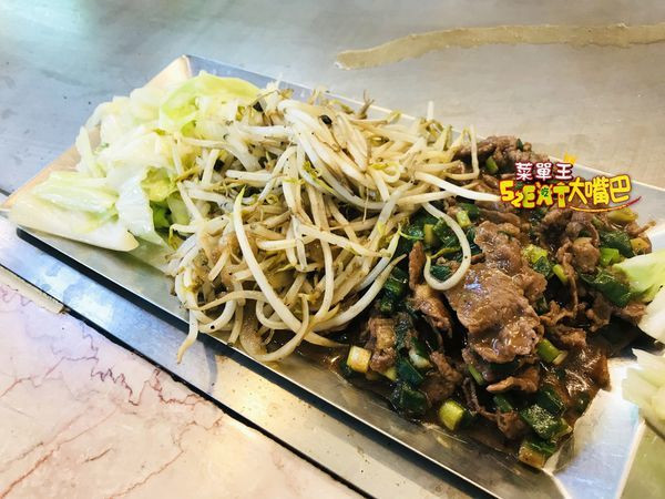 大埔鐵板燒菜單價位大公開》台中南區學府路美食必吃小吃餐廳～推薦牛肉、香酥鱈魚、蟳肉。