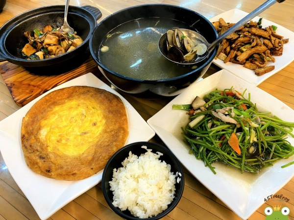 【美食週報EP17】台中美食．黨主席九九現炒｜台中平價現炒推薦｜百道料理任選，量多實在、白飯無限續，最便宜只要99元！