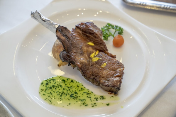 台北海鮮餐廳 頂鮮台北101店｜頂級食材、鮮味爆表，坐擁86樓景色的海鮮饗宴 · 算命的說我很愛吃